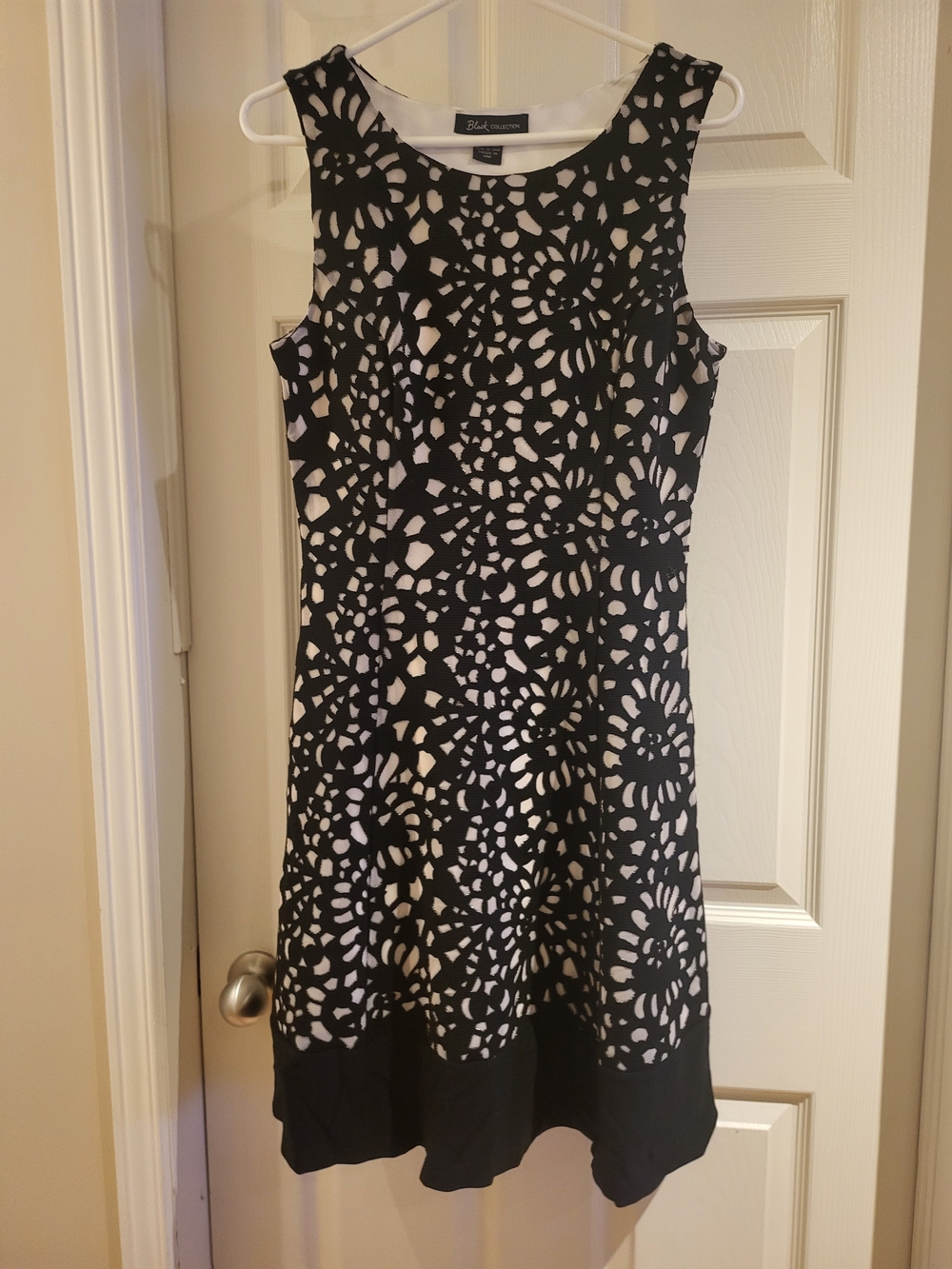 Black and White Floral Cutout Sheath Dress by Black Collection (74)